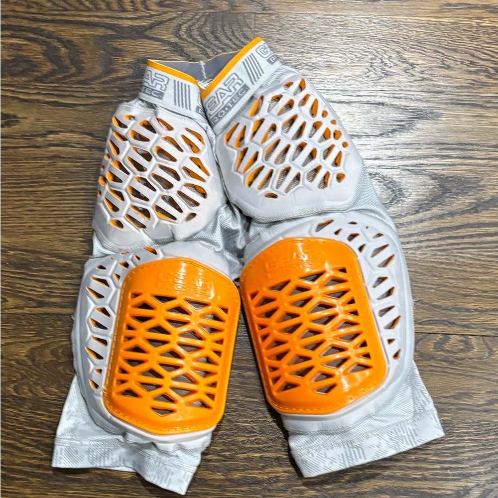 Gear Pro-Tec Youth LG Boys Padded Football Shorts Gray Orange Lightweight‎